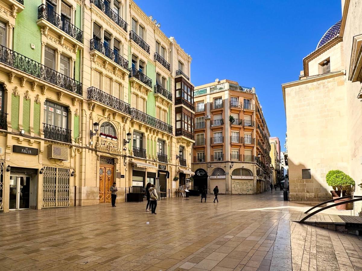 Apartamento Elegante A Unos Pasos De La Rambla. Alicante