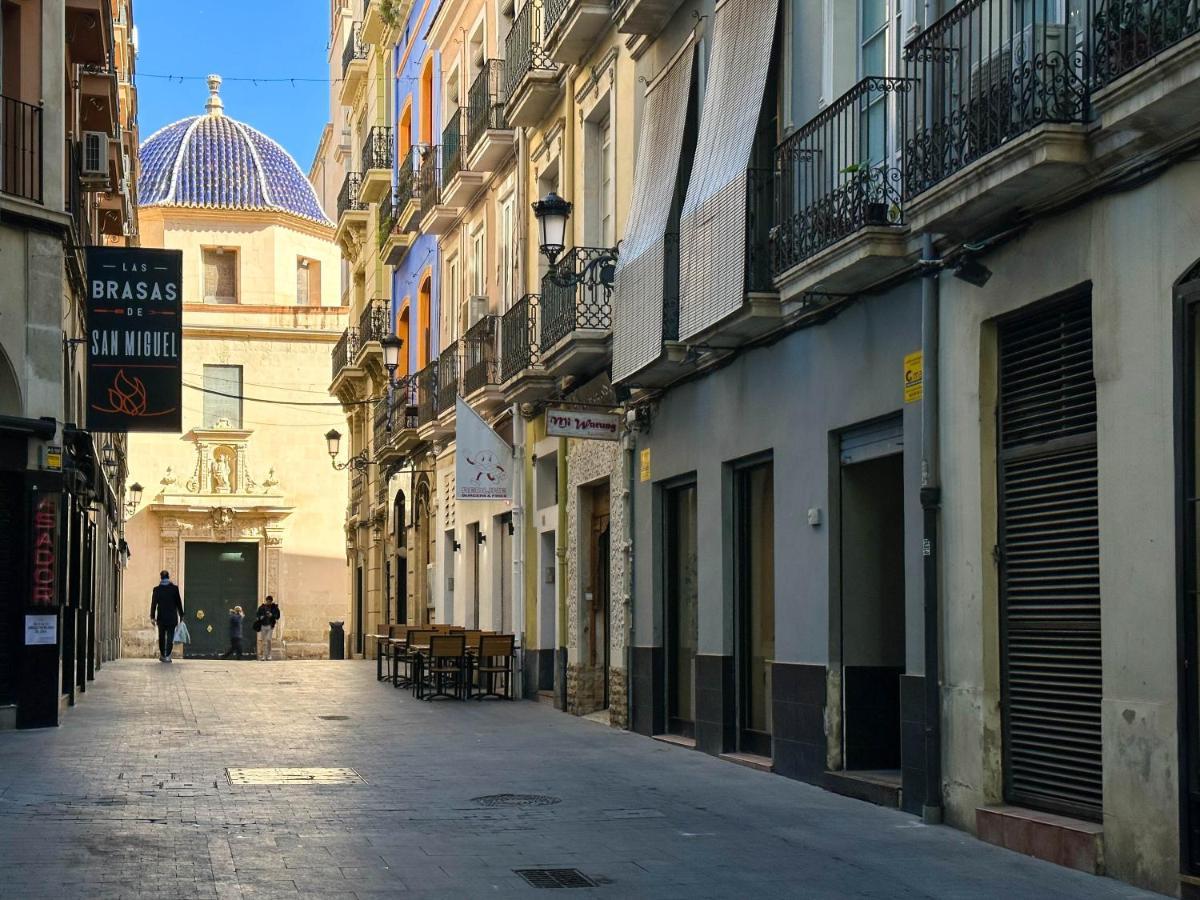 Elegante A Unos Pasos De La Rambla. * Alicante